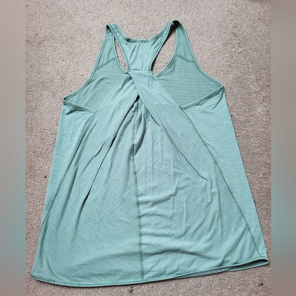 Lululemon Green Tank! - Picture 2 of 6